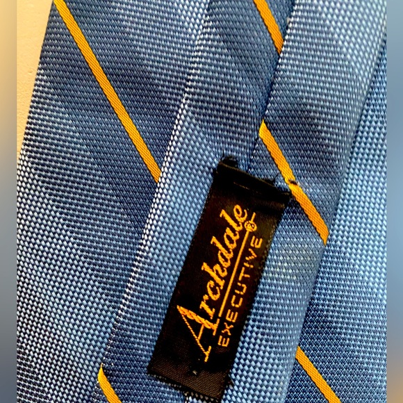 Trevira Imported 100% Polyester Wash And Wear Necktie Archdale Collection - Picture 3 of 3
